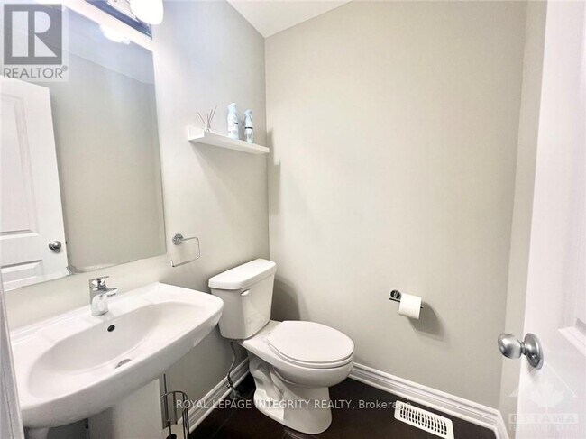 Photo du bâtiment - 213 Bandelier Way