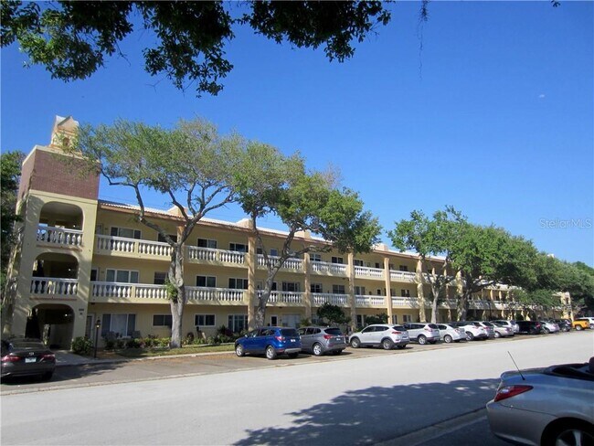 Building Photo - 2226 Switzerland Way