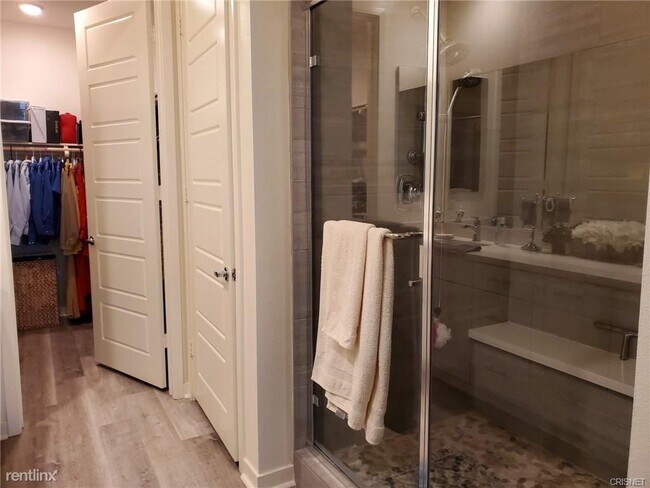 Foto del edificio - 3 br, 3 bath Townhome - 19528 Cardin Pl