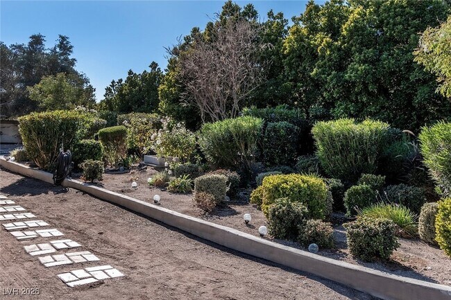 Foto del edificio - 2940 Rosanna St