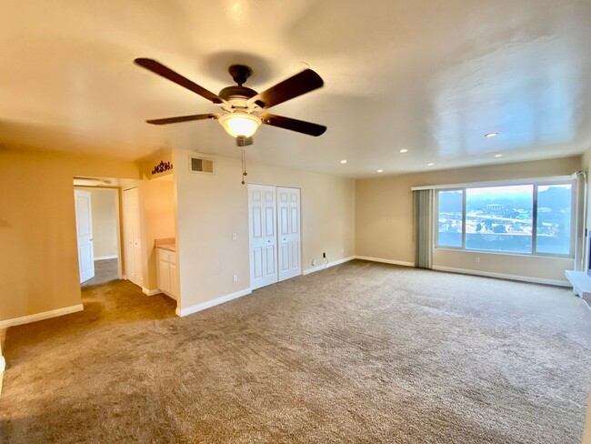 Foto del edificio - Beautiful Condo in Mission Valley Area wit...