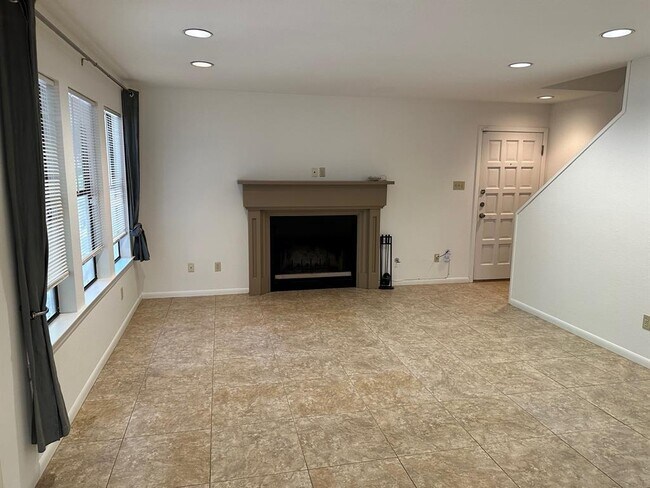 Foto del edificio - 2009 Ashby Ave