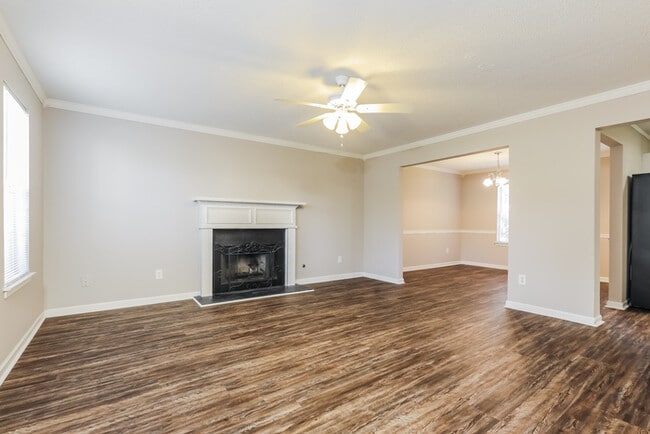 Building Photo - 11132 James Madison Dr