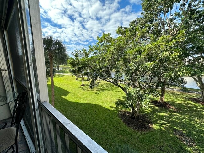 Building Photo - 14671 Bonaire Blvd