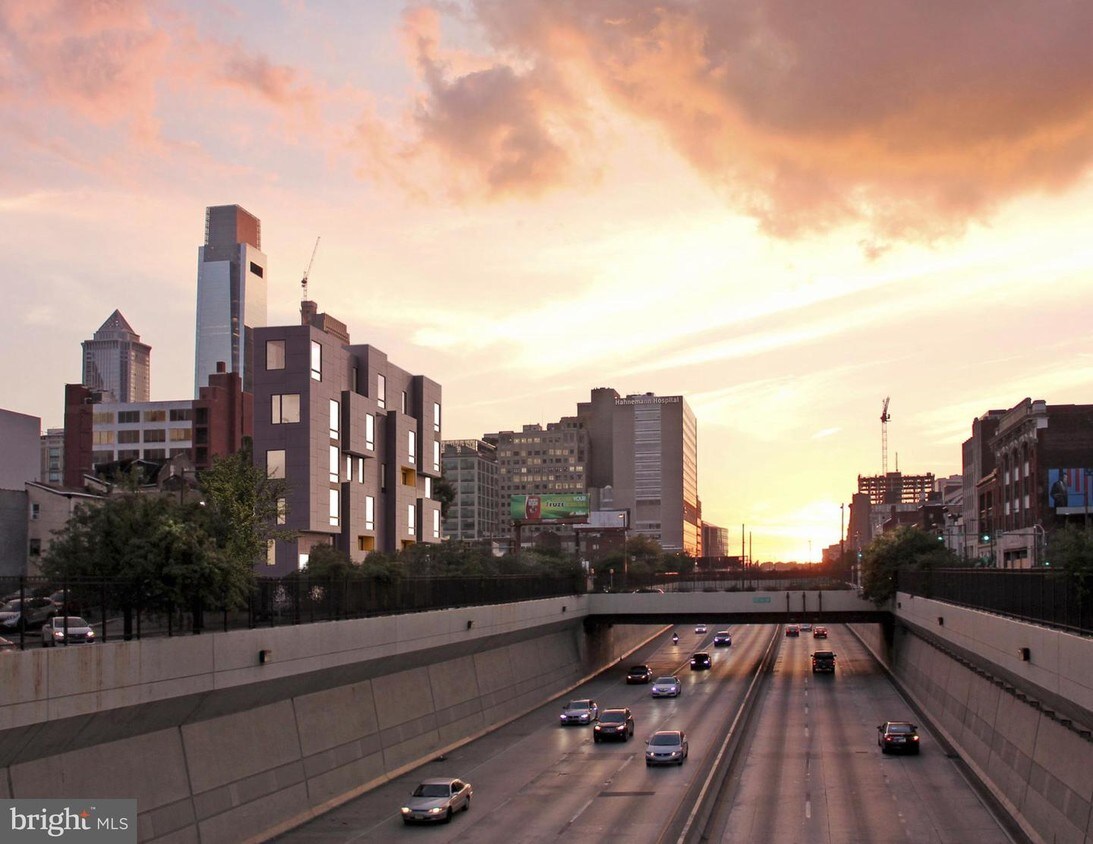 Foto principal - 251 N 12th St