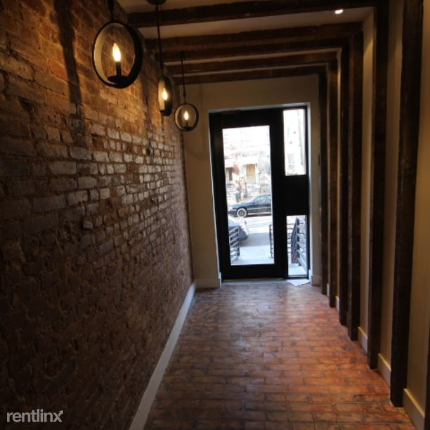 Building Photo - 1732 Grove St