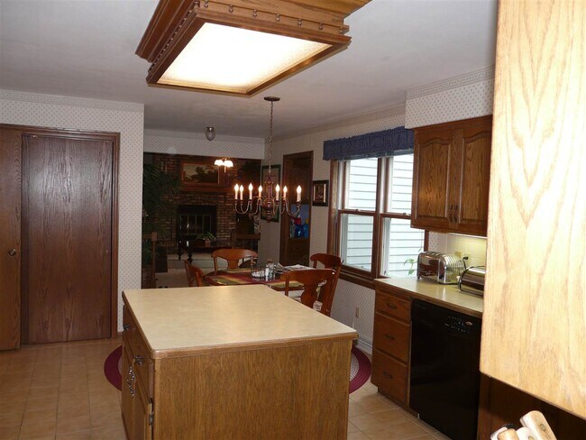 Foto del edificio - 7409 Sawmill Rd