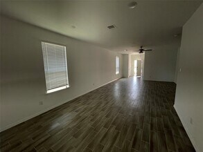 Building Photo - 19606 Cat Spruce Ct