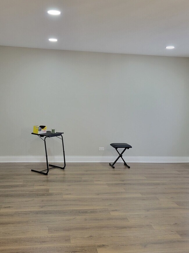 Foto del edificio - 1100 Holbrook Rd