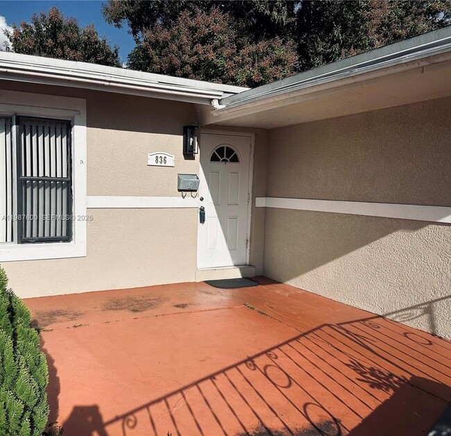 Building Photo - 836 Pennsylvania Ave