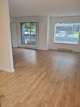 Building Photo - 430 Stewart Ave