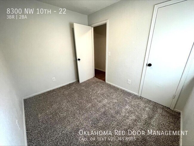 Foto del edificio - 8300 NW 10th St