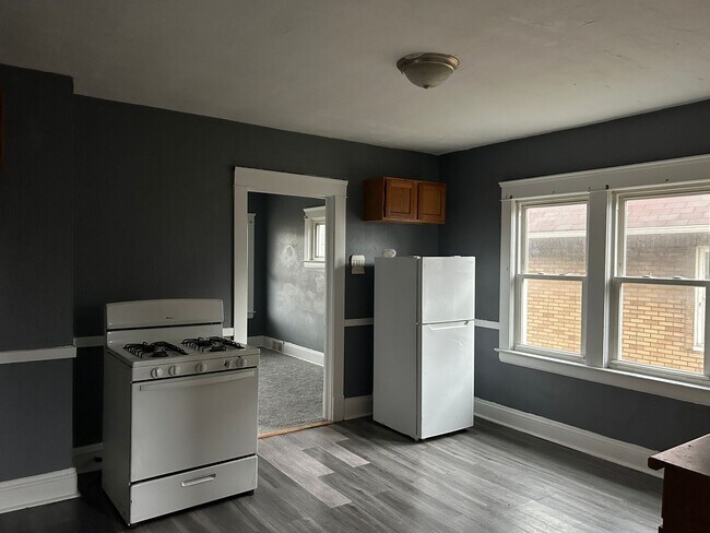 Foto del edificio - 12523 Forest Ave