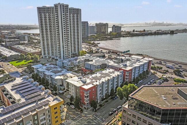 Foto del edificio - Avenue 64