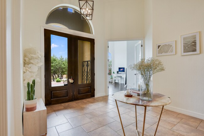 Foto del edificio - 29118 Tivoli Way