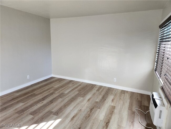 Foto del edificio - 421 12th Ave S