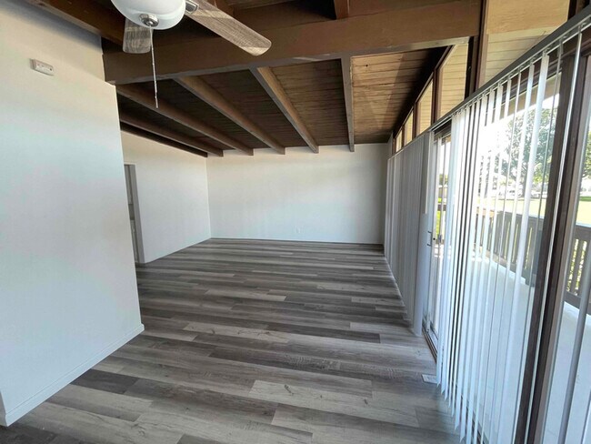 Foto del edificio - 1420 148th St