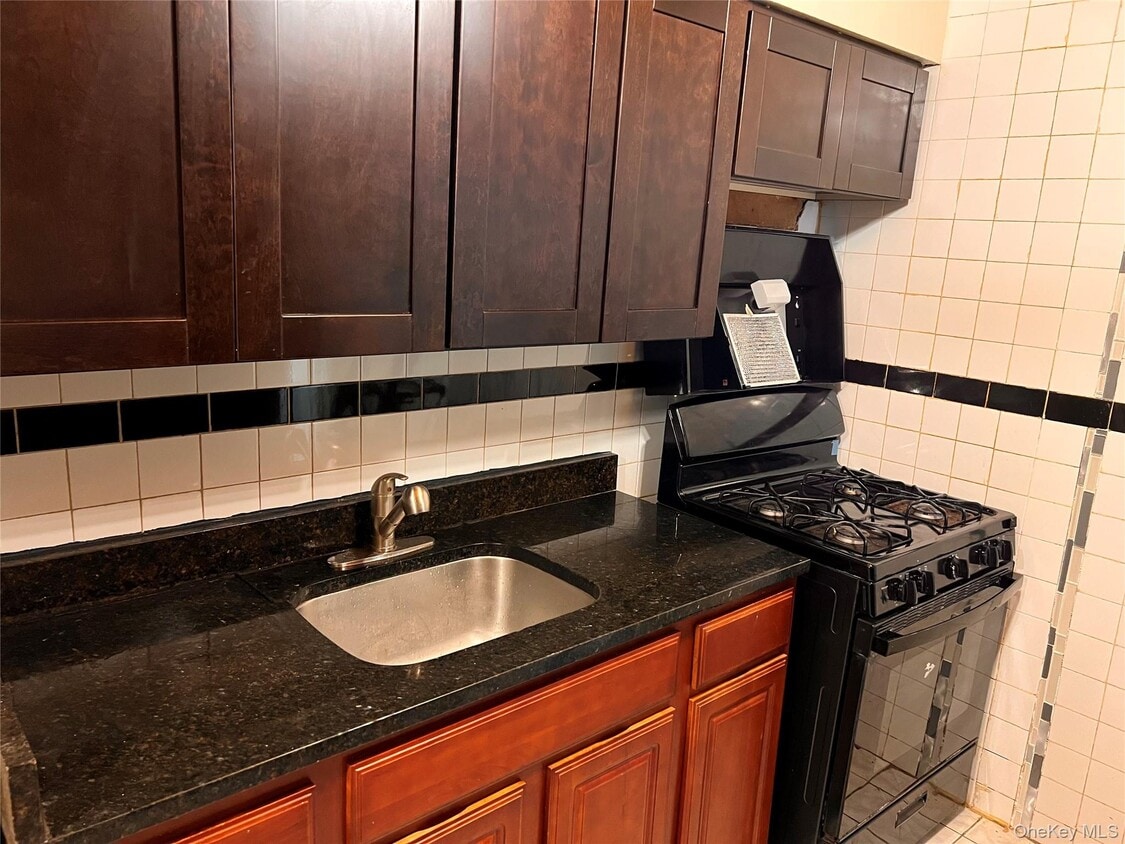 Primary Photo - 4327 54th St