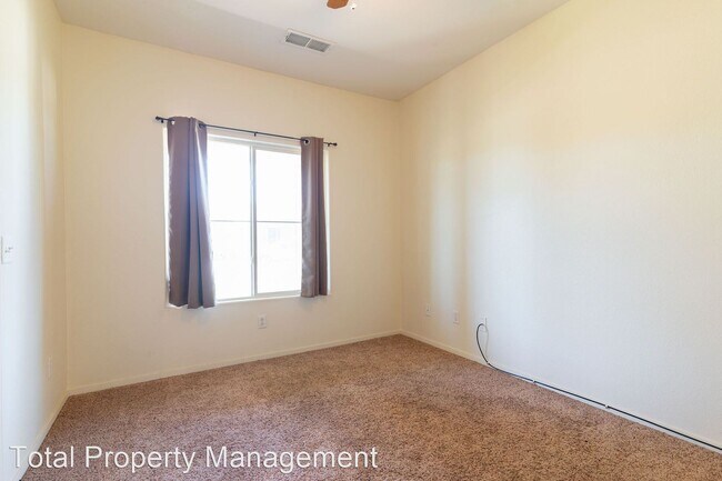 Foto del edificio - 5 br, 3 bath House - 2531 Arciero Dr.
