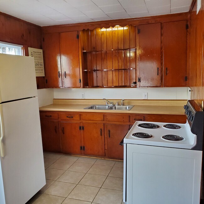 Foto del edificio - 427 Woodland Dr