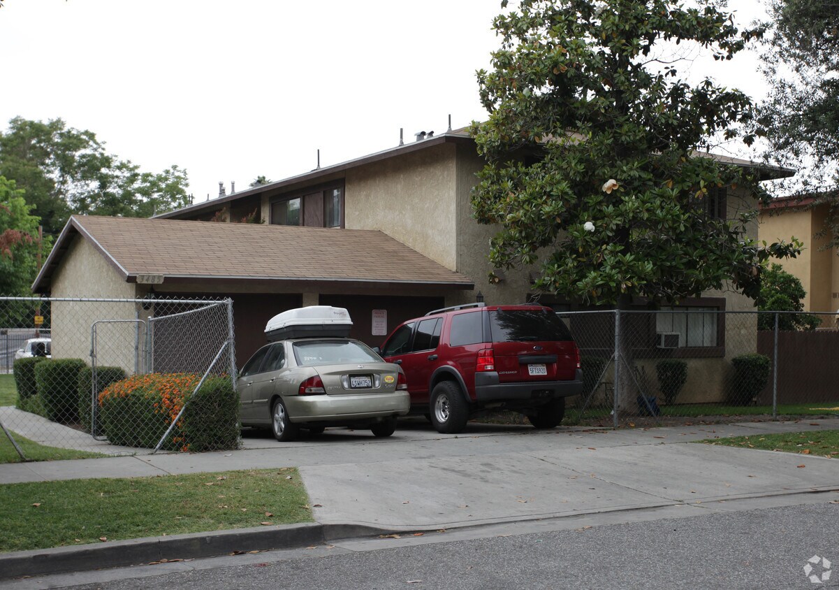 Foto principal - 3485 Anderson Ave