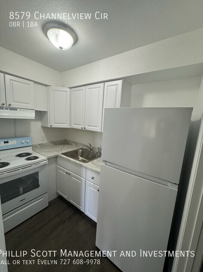 Building Photo - 8579 Channelview Cir