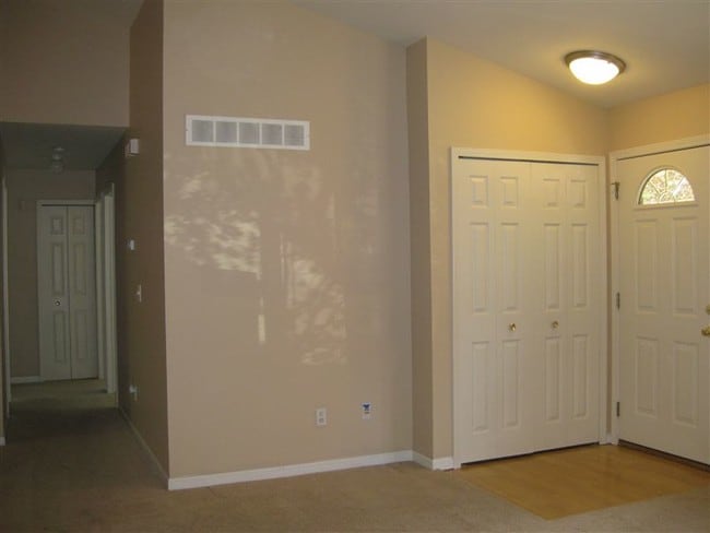 Building Photo - 2375 Richwood Rd