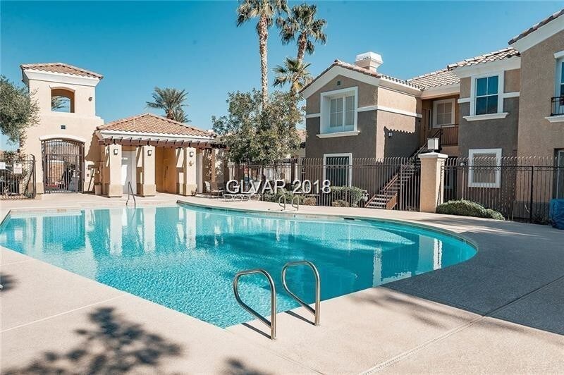Foto principal - 2325 Windmill Pkwy