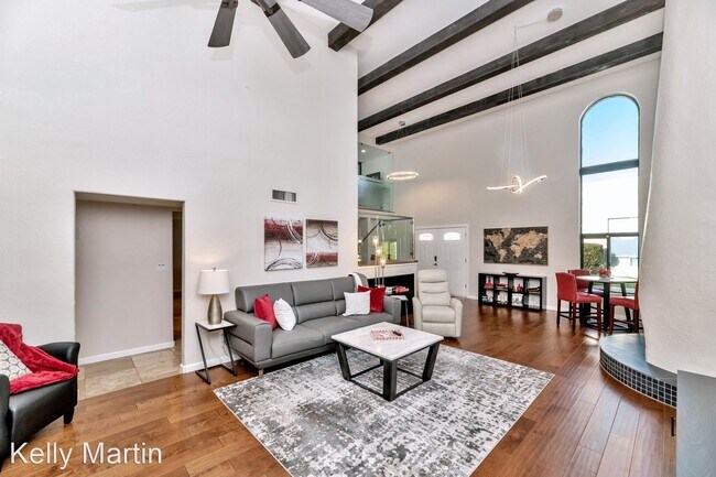 Foto del edificio - 3 br, 2.5 bath House - 7740 E Camelback Rd