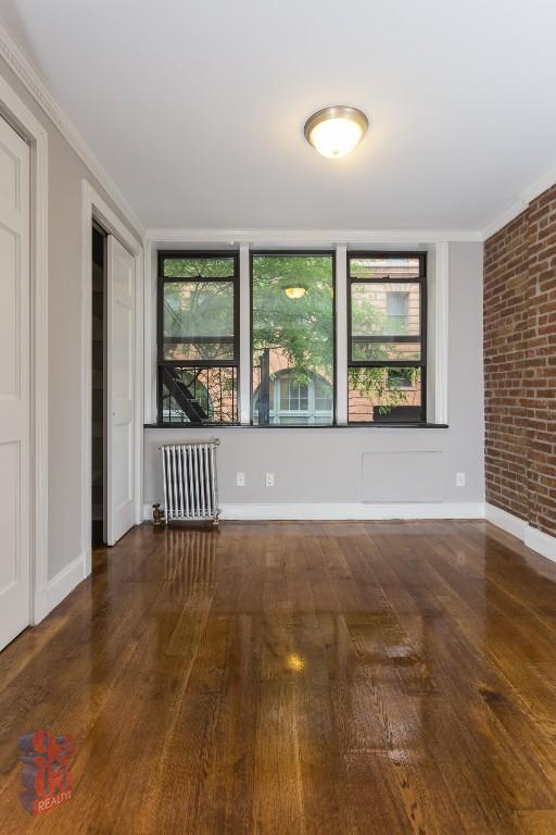 Primary Photo - 145 E 26th St