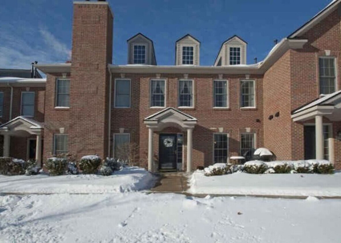 5737 Hampshire Ln Unit 5737 Hampshire Lane, Ypsilanti, MI 48197 Condo