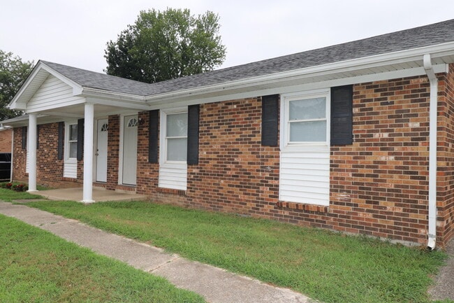 Foto del edificio - 319 Edgewood Dr