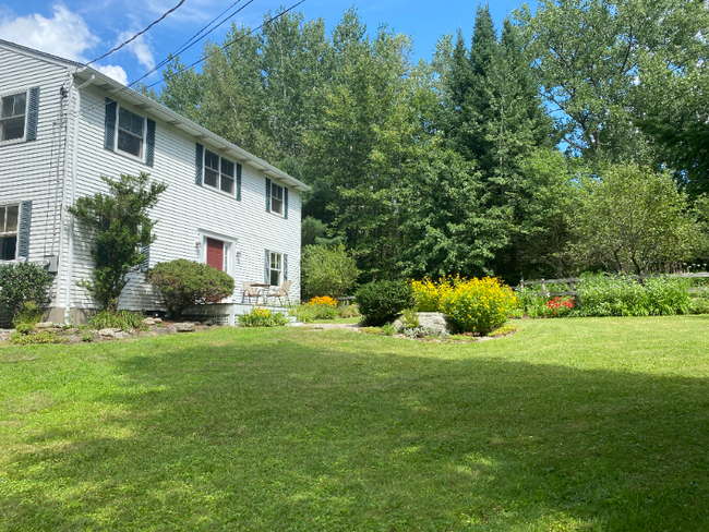 Building Photo - 51 Grandview Dr