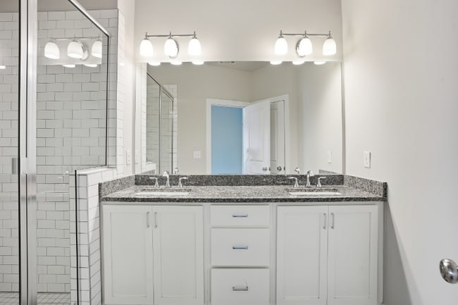 Building Photo - 2177 Wiggins Walk