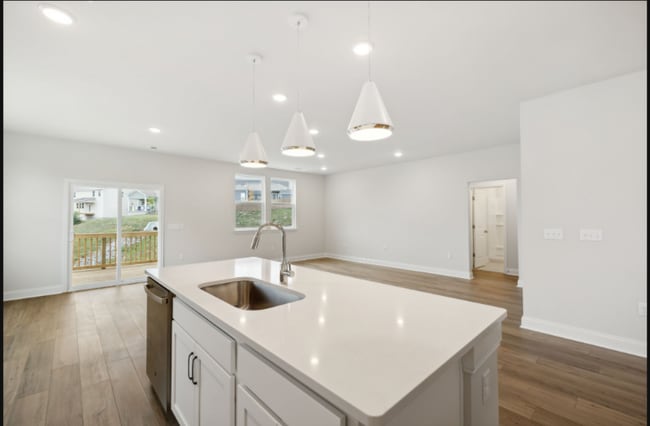 Building Photo - 6698 Hanworth Trce