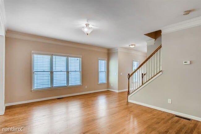 Building Photo - 4 br, 3.5 bath House - 239 Water Oak Place
