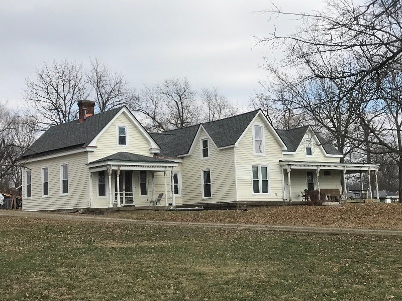 400 W Main St, Fairfield, KY 40020 House Rental in Fairfield, KY