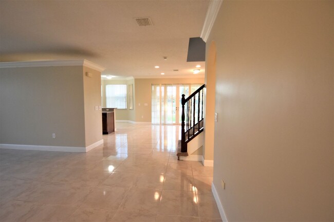 Building Photo - 17180 SW 49th Pl