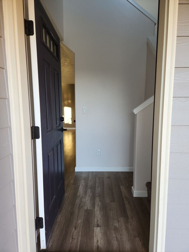 Foto del edificio - 3-bedroom 2.5 bath House