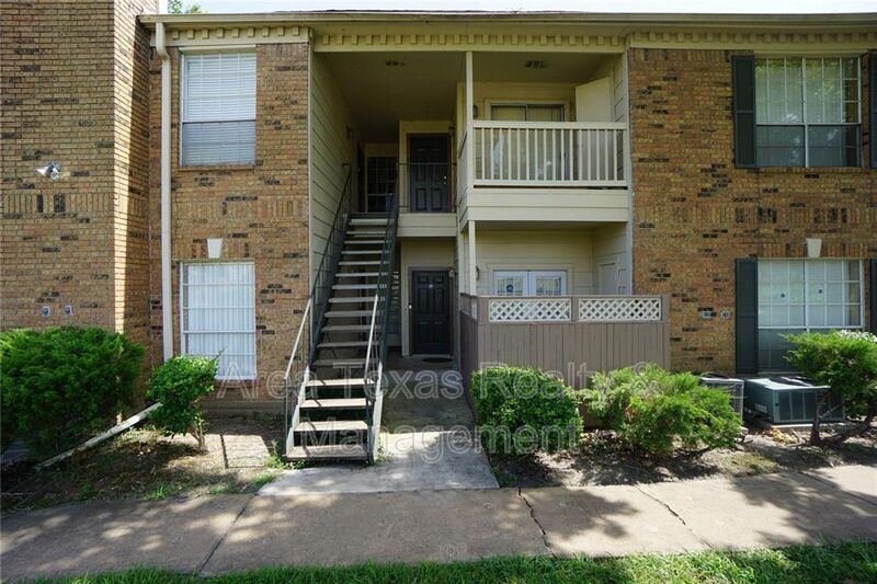 2626 Holly Hall St Unit 405, Houston, TX 77054 Condo for Rent in