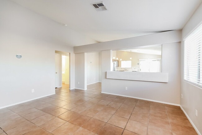 Foto del edificio - 21632 N 33rd Ave