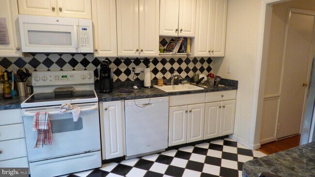 Foto del edificio - 3316 Applegate Ct