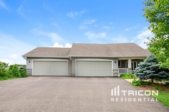 Building Photo - 19280 Castle Ct