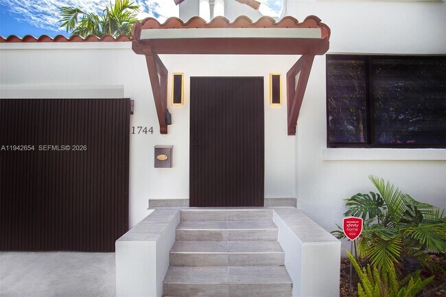 Foto del edificio - 1744 SW 22nd Terrace