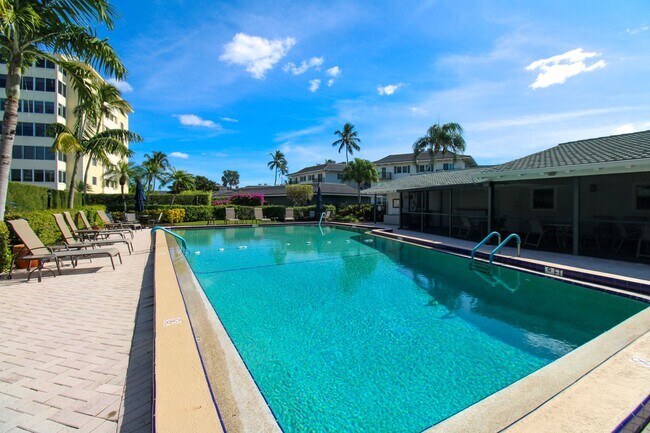Foto del edificio - ***ANNUAL or SEASONAL FURNISHED RENTAL***HARBORSIDE***NOW AVAILABLE***