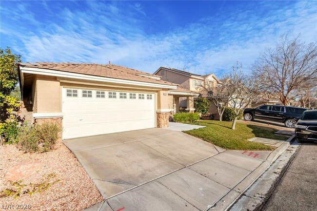 Building Photo - 10132 Desert Wind Dr