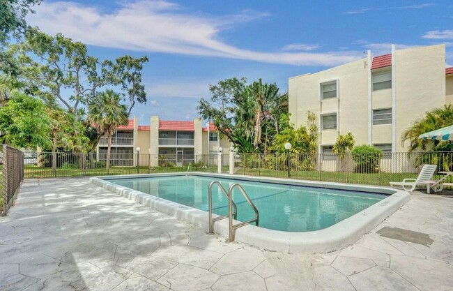Foto del edificio - 618 NW 13th St