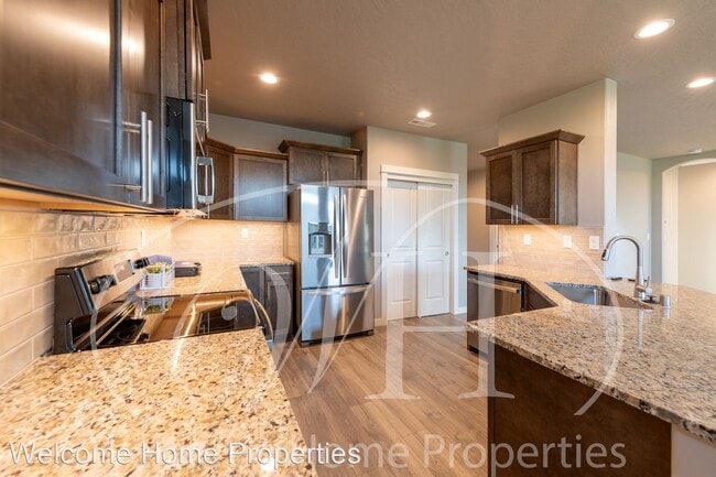 Building Photo - 3 br, 2 bath House - 1177 Ava Street