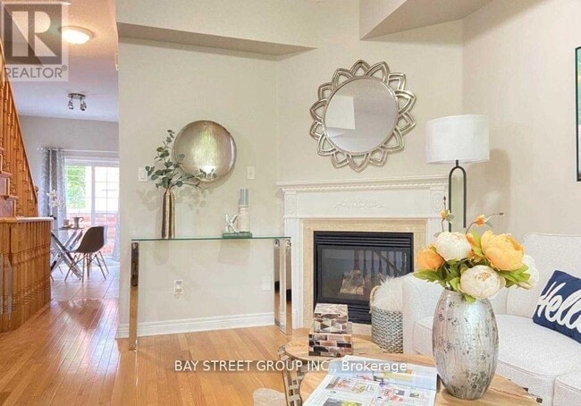 Photo du bâtiment - 177 Finch Ave E