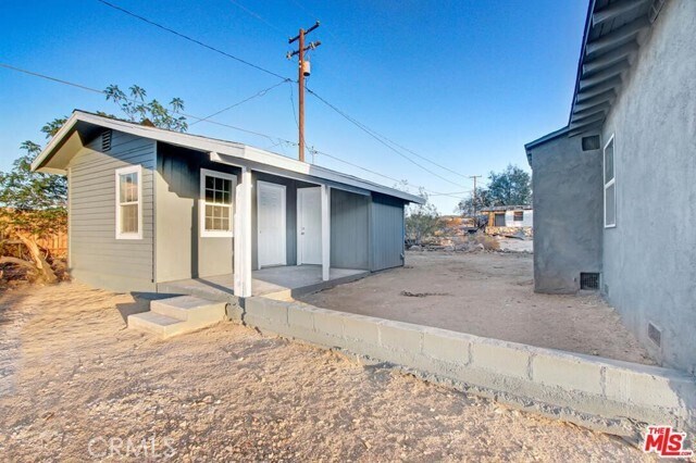 Primary Photo - 7415 Sahara Ave